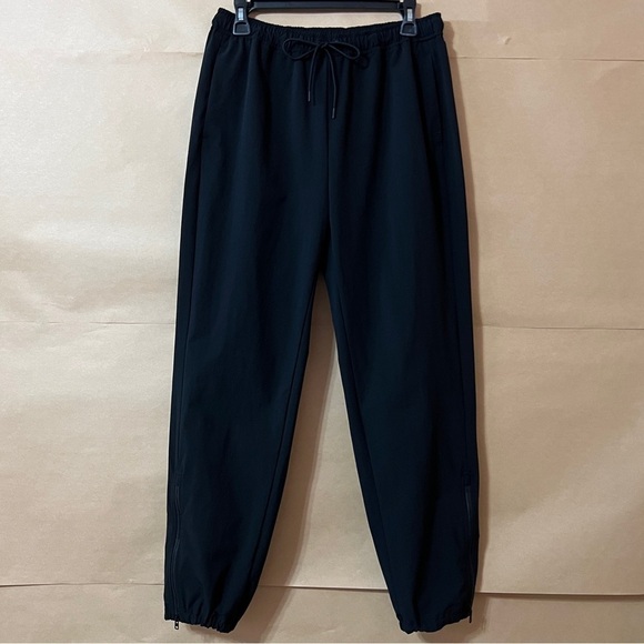 Aritzia | Tna Rush Pant Slim Track Pants Pull-On Joggers Zippers Black Size M - Picture 1 of 13